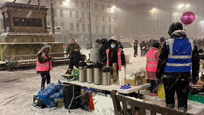 Glasgow Soup Kitchen 2021: This is a failure of both Scottish and UK governments 1 Food and hot drinks laid out by the Kindness Homeless Street Team in Glasgow.